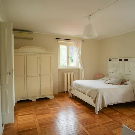 Holiday home Bnbook - La Veranda Del Travedona